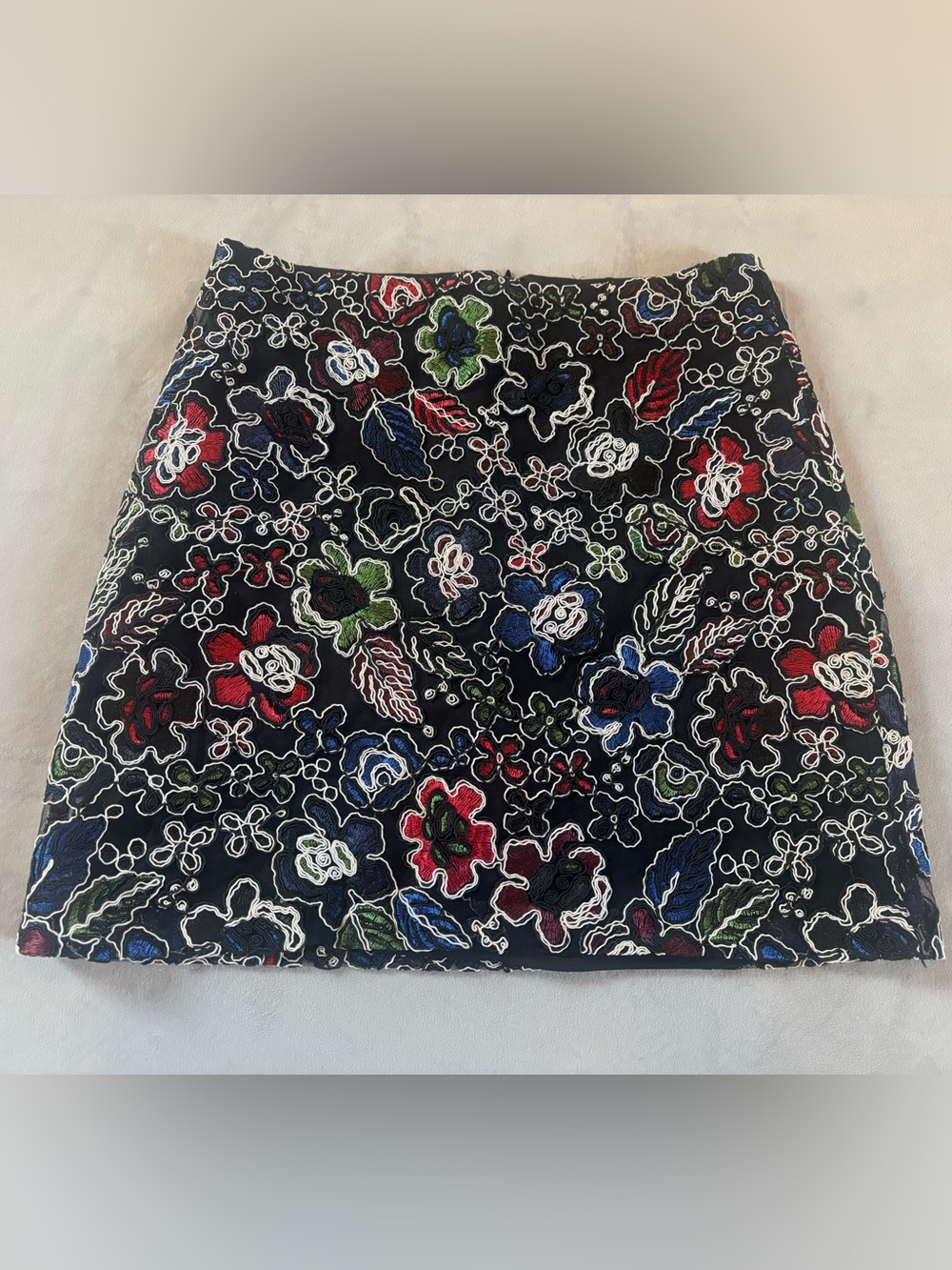 Zara Basic Made in Spain Black Multicolor Embroidered Floral Mini Skirt XS